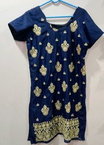 Elegant Blue Embroidered Kurta