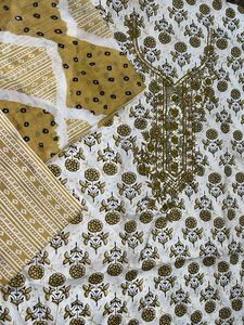 Floral Print Embroidered Salwar Kameez Suit