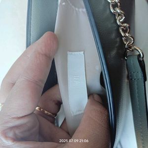 H&amp;M Stylish Crossbody Bag