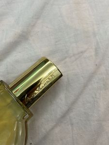 Gloria Vanderbilt Eau de Toilette.