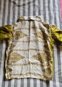 Patterned Short Sleeve Top