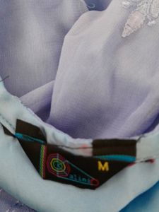 Blue Embroidered Kurta Set (Women&#39;s)