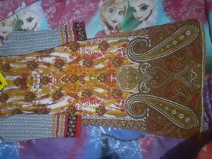 Pakistani Suit Kurti With Plazzo