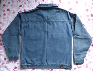 Denim pocket trucker jacket