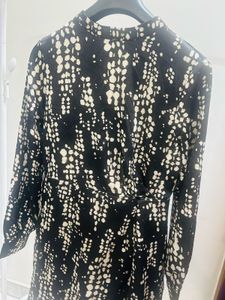 Chic Black &amp; White Print Dress
