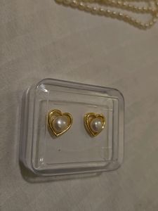 100% Original Pearl Ear Stud🦪