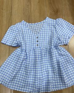 Checkered V-Neck Top