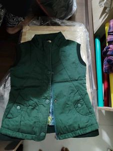 Green Hooded Half Jacket