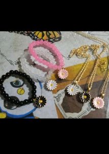 Dainty Daisy Bracelet &amp; Necklace Combo