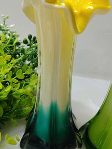 Glass Flower Vase (BOUQUET FREE)