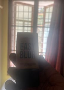 Huda Beauty Easy Blur Foundation