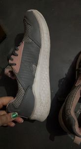 one time used womens shoes