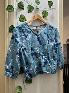 Today Offer Korean Flowvy Top💫