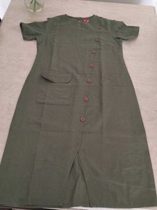 Smart Olive Dress With No Flaws