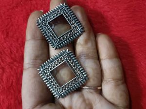 Oxidized Square Earrings