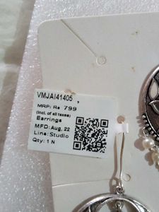 Voylla Silver-Toned Earrings &amp; Maang Tikka Set