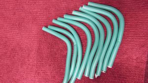 Self holding curling flexi rods