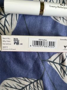 Myglamm Lit Creamy Matte Lipstick