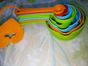 Colorful Measuring Cup Set