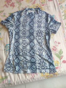 Stylish Snakeskin Print Top