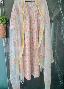 Floral Print Kurta Set With Kota Doria Dupatta