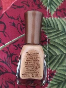 Dazller Moisturizing Liquid Makeupwith Sunscreen