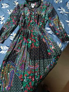 BEAUTIFUL DRESS
