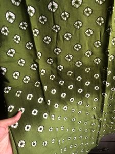 PRICE DROP Max Bandhni Print Shaded Kurti