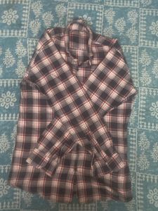Men&#39;s Plaid Button-Down Shirt