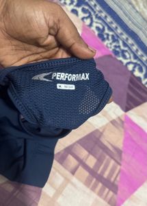 PERFORMAX Top - Size M