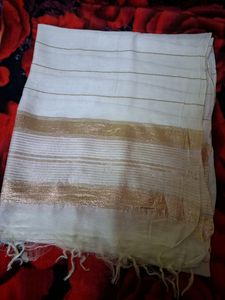 Elegant White &amp; Gold Scarf