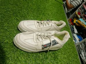 Champion Sneakers