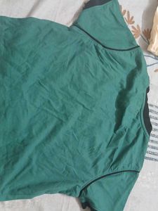 Cute Green Crop Top with "78"!