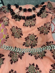 Beautiful Gown With Clutch Free