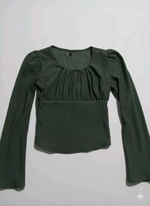 Green Long Sleeve Top