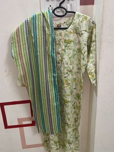 Kurta Plazzo Set Size M