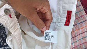White Cargo Jean