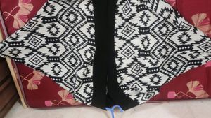 Black and White Woolen Shrug