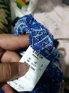 10.6.4 CUTE BLUE TOP