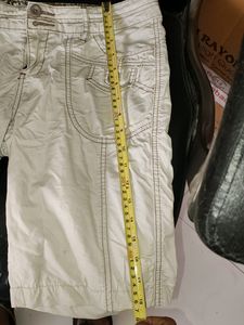 Multi Pocket Off White Shorts