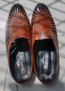 Men&#39;s Brown Leather Sandals