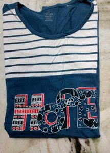 2 Sets Of T-shirts &amp; Pants