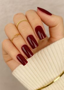 Burgundy Press On Nail Set