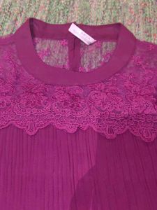 Stylish Top (Women&#39;s)