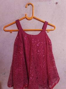 Sleeves Crop Top