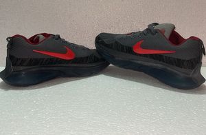 Nike Running Shoes - Gray & Red