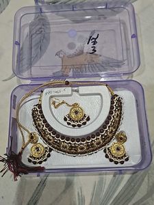 Maroon Necklace Set ♥️