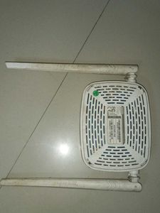 Router Tenda WiFi With All Wires