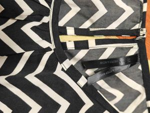 Chevron Print Sleeveless Top