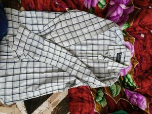 Men&#39;s Checkered Shirt